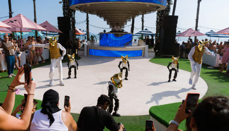Finns Beach Club and BotShift Bring Humanoid Robots to the Beach Club