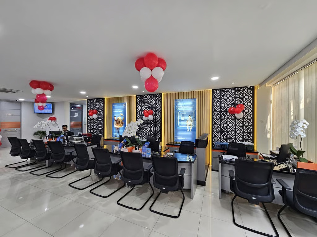 Semarak HUT ke-81 RI, BRI BO Kemayoran Percantik Kantor dengan Dekorasi Merah Putih